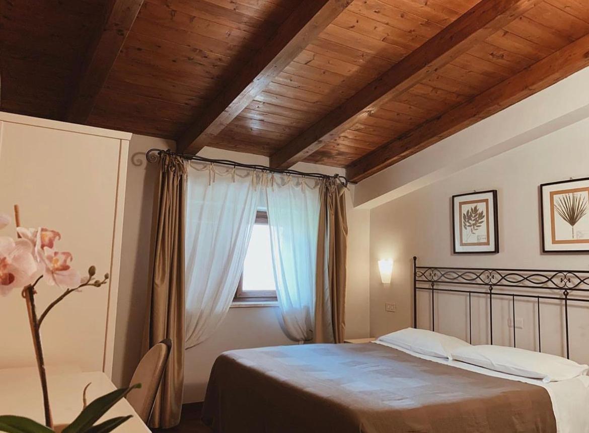 Bed and Breakfast Il Bottone D'Argento Geata Exterior foto