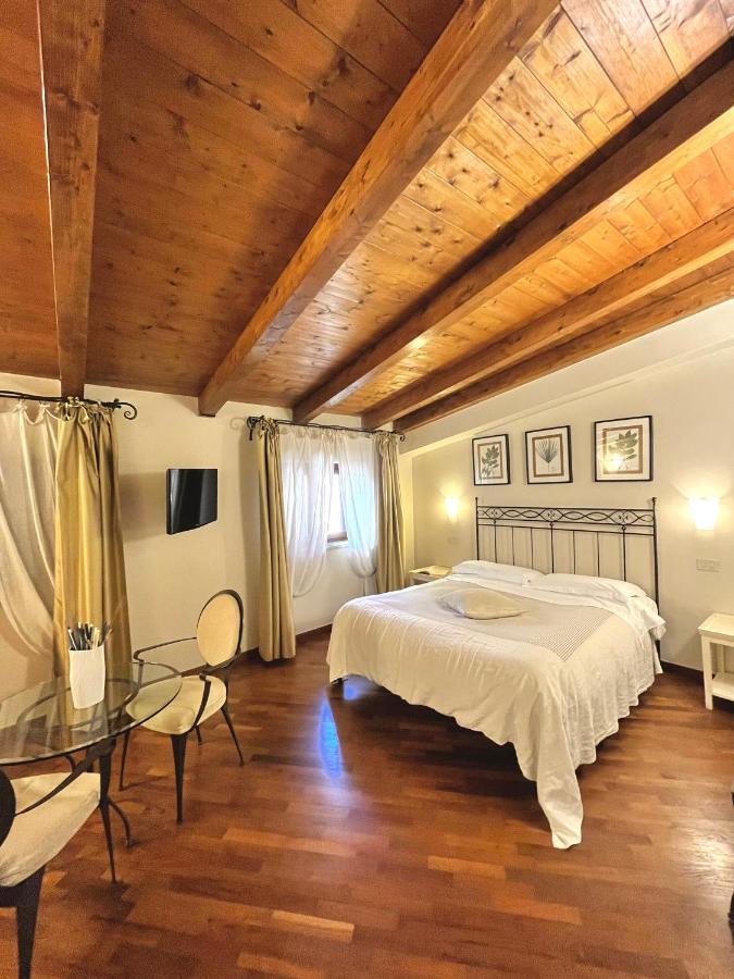 Bed and Breakfast Il Bottone D'Argento Geata Exterior foto